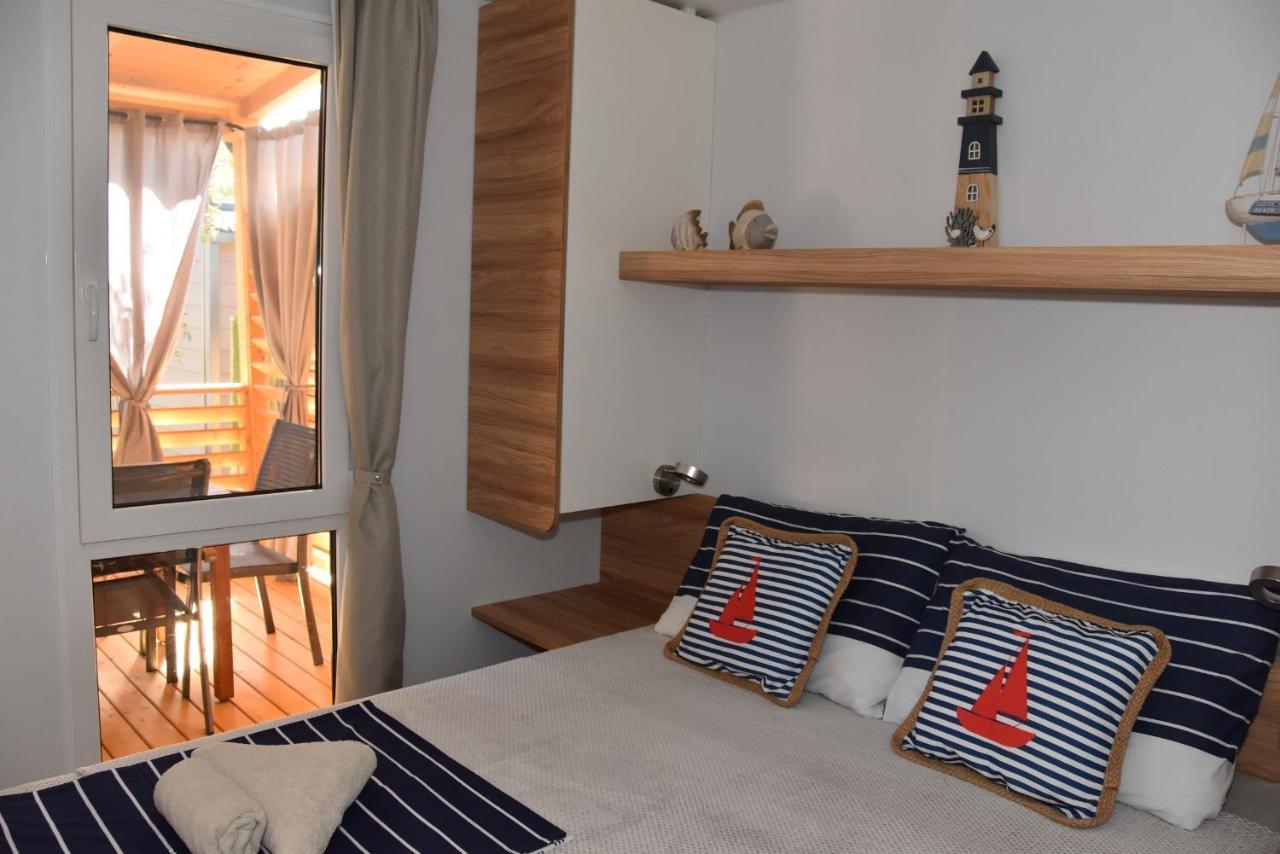Mobile Home Biograd Na Moru Gapi House ภายนอก รูปภาพ